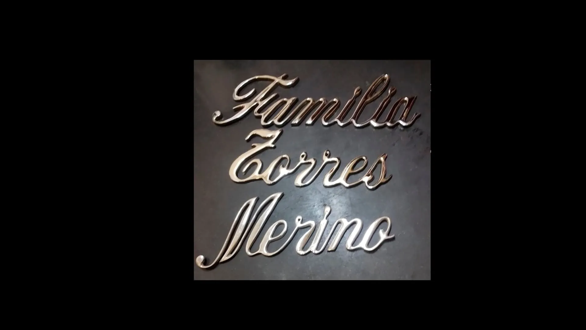 Trabajo en mármol realizado por Cat any — Letras y figuras