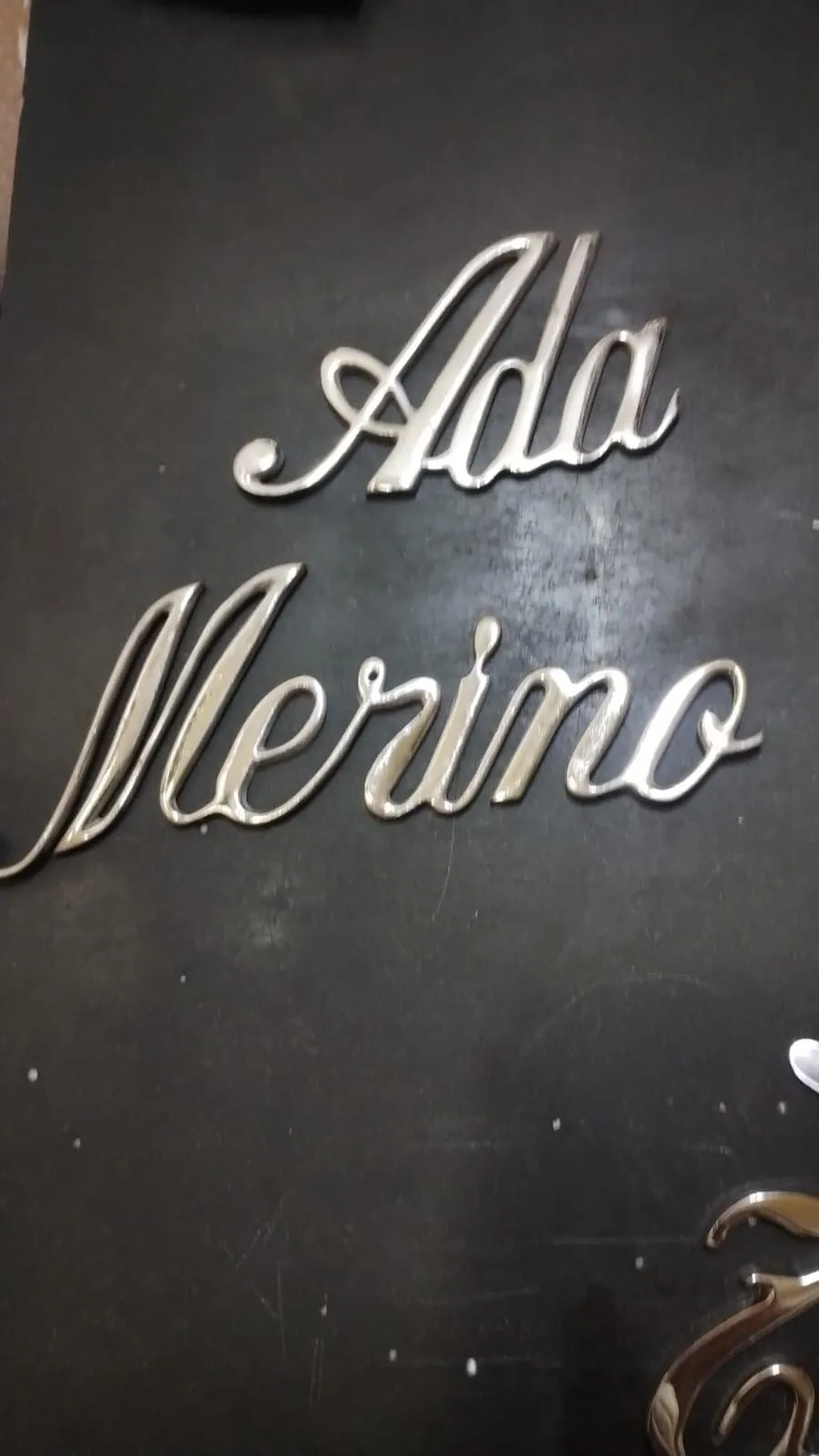 Trabajo en mármol realizado por Cat any — Letras y figuras